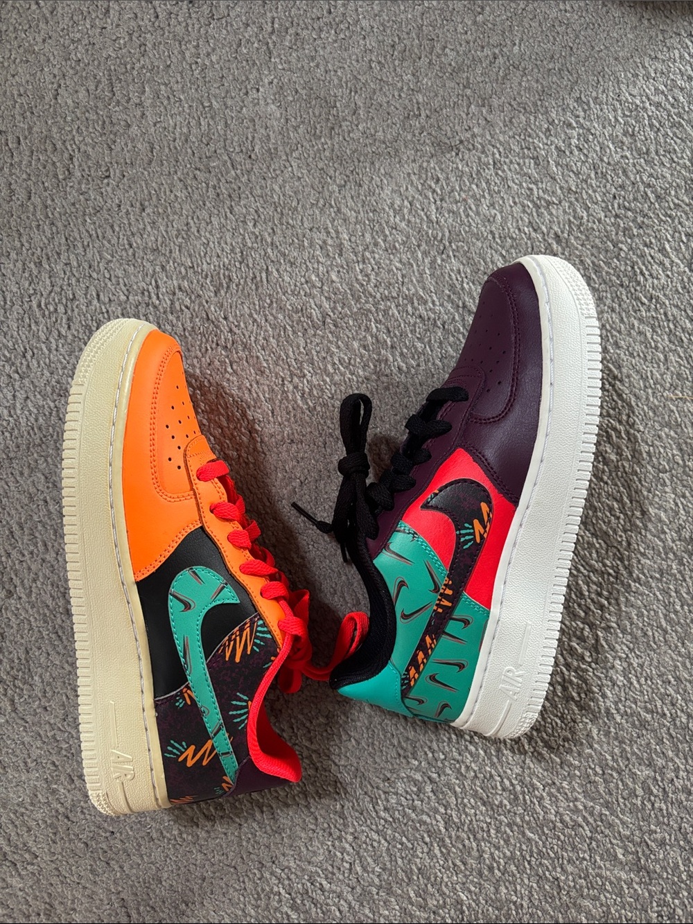 Nike Air Force 1 Multicolor Sneakers – New